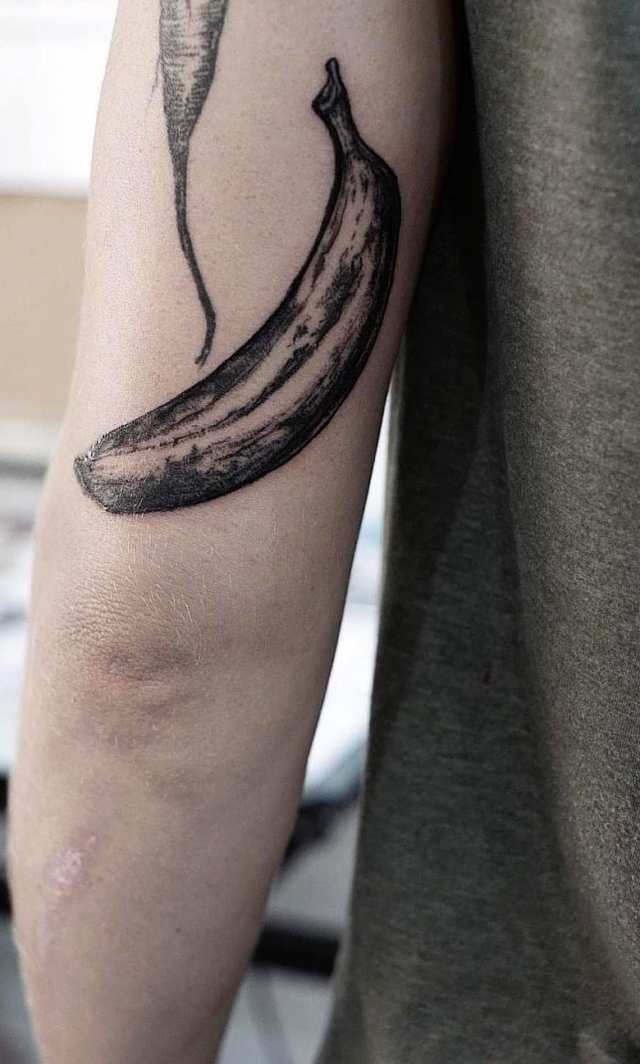 Black Work Tattoo - Warp Tattoo Shop Chiang Mai