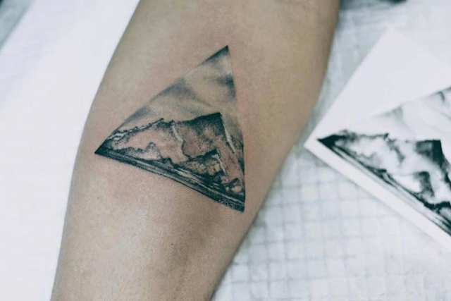 custom tattoo - warp tattoo chiang mai